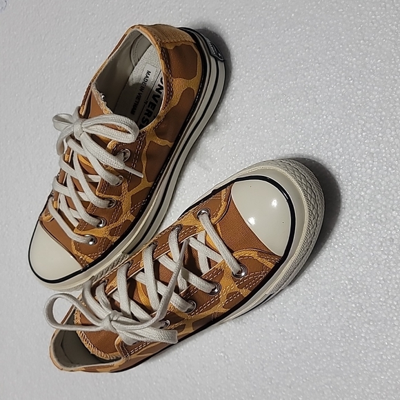 CONVERSE CHUCK TAYLOR 70's OX SNEAKERS GIRAFFE PRINT BROWN ARCHIVE CASUAL SHOE 5 - Picture 9 of 12